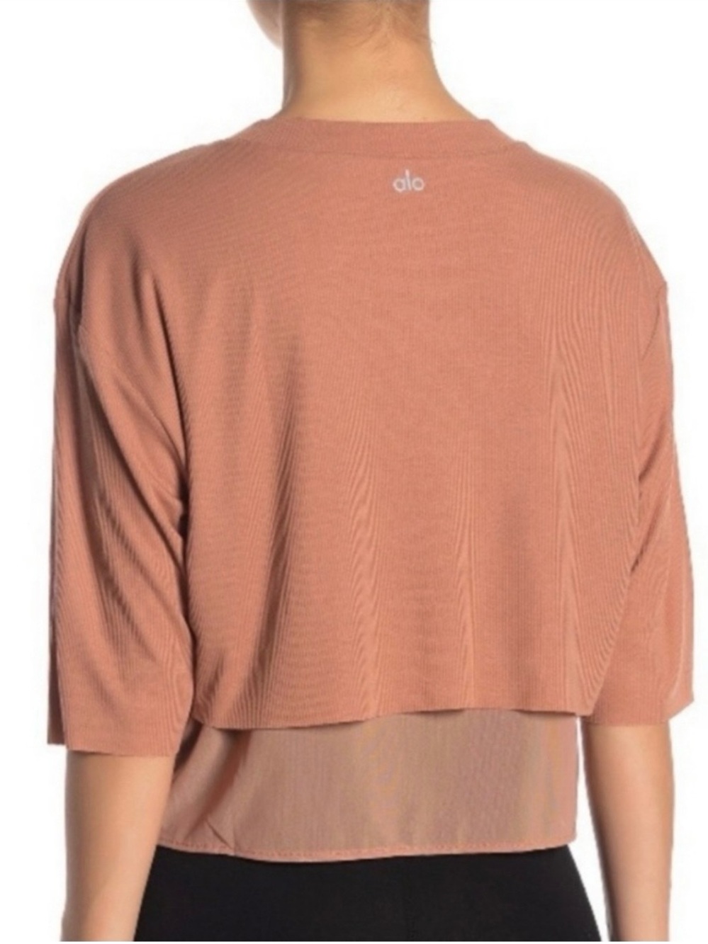 ALO YOGA- Abyss Short Sleeve Top Smoked Quartz Size M